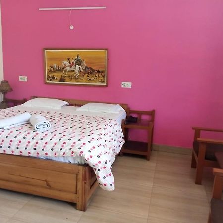The Royal Mountain Hotel Ranikhet Exterior photo
