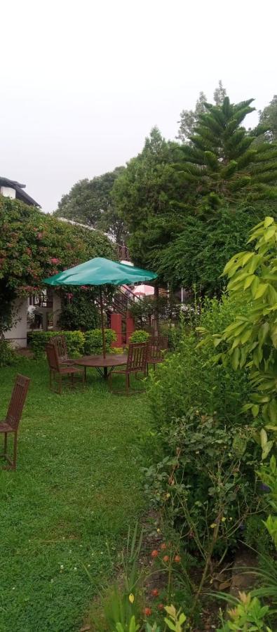 The Royal Mountain Hotel Ranikhet Exterior photo